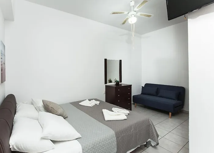 En Plo Beachfront Rooms